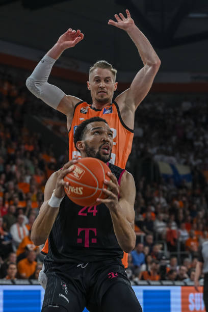 临门一脚失 临门一脚失